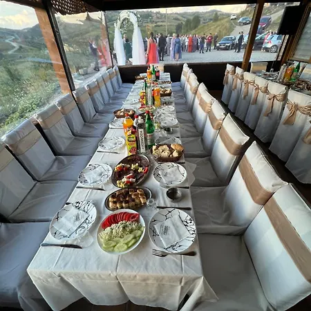 Tatil Evi Uvac Etno Selo Kaco *